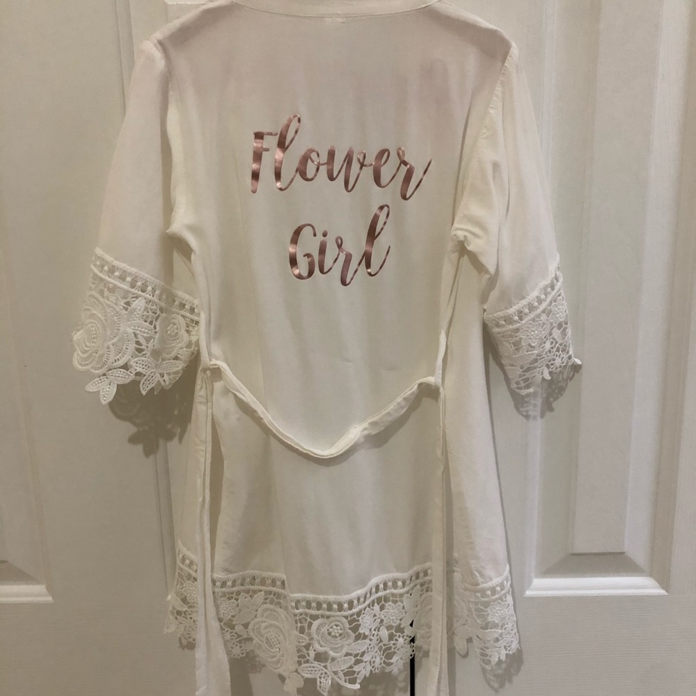 Flower girl robe, size 4 (toddler/little girl)